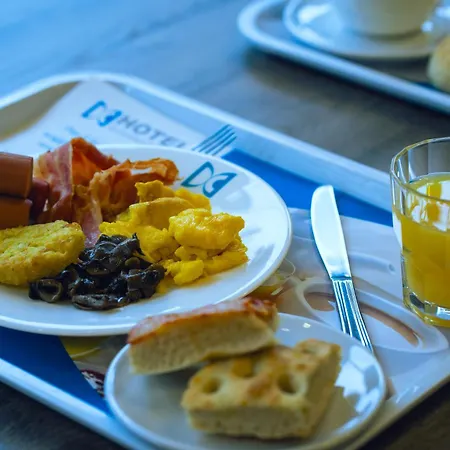 Dc International 酒店