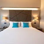 Ξενοδοχείο Dc International 3*