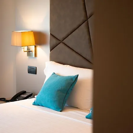 Dc International Hotel 3*