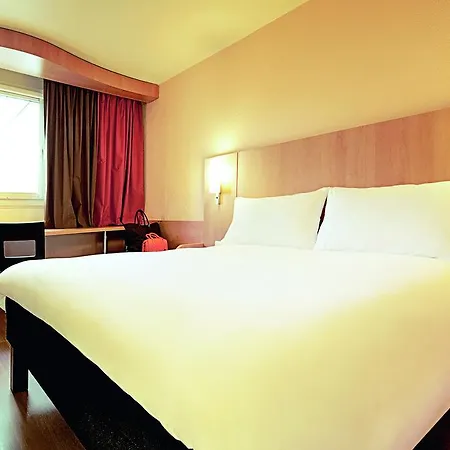 Dc International Hotel