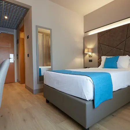 Hotell Dc International 3*