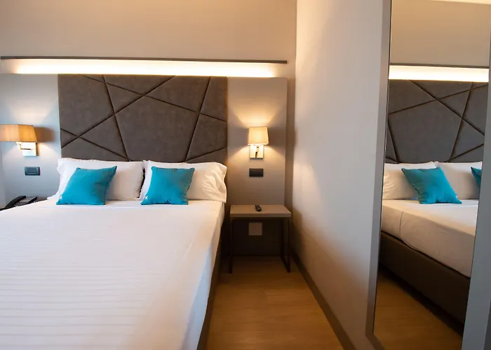 Dc International فندق