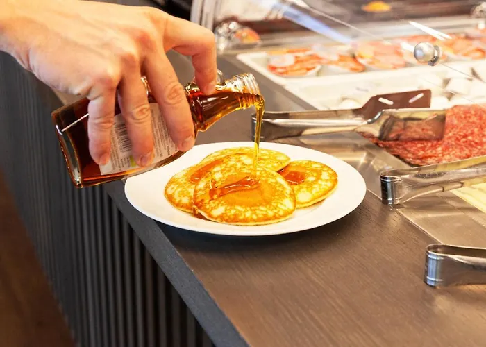 Dc International فندق